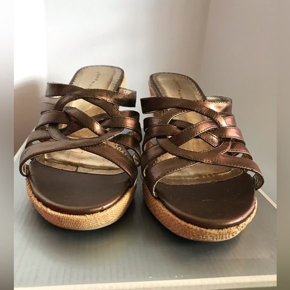 Cloud walker bronze trinity wedge slip on sandal 8W - Picture 2 of 16